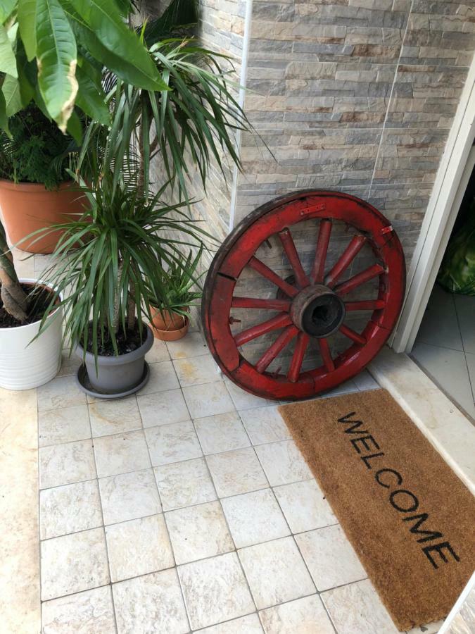 Giader'S House - Free Parking Leilighet CTA Eksteriør bilde